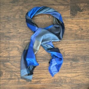 NWT banana republic scarf